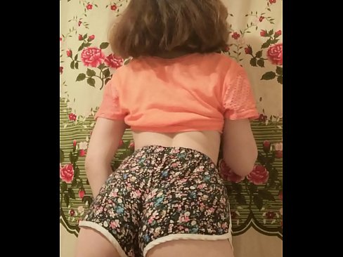 ❤️ Sexy junges Babe zieht ihre Shorts vor der Kamera aus ❤❌ Sex video bei uns de.pornhills-com.ru ❤