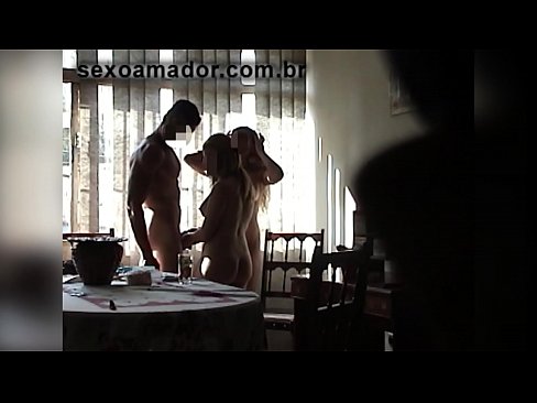 ❤️ Sex-Freunde laden einen riesigen Mann und einen Dreier mit ihm ein ❤❌ Sex video bei uns de.pornhills-com.ru ❤