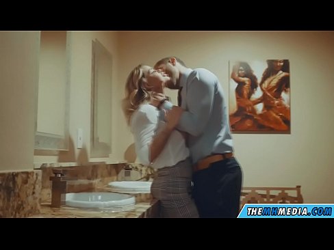 ❤️ Wenn eine vollbusige Blondine dich in einer öffentlichen Toilette verführt ❤❌ Sex video bei uns de.pornhills-com.ru ❤